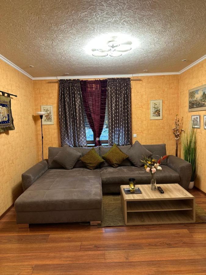 T&T Ferienwohnung Rheinbrohl Extérieur photo