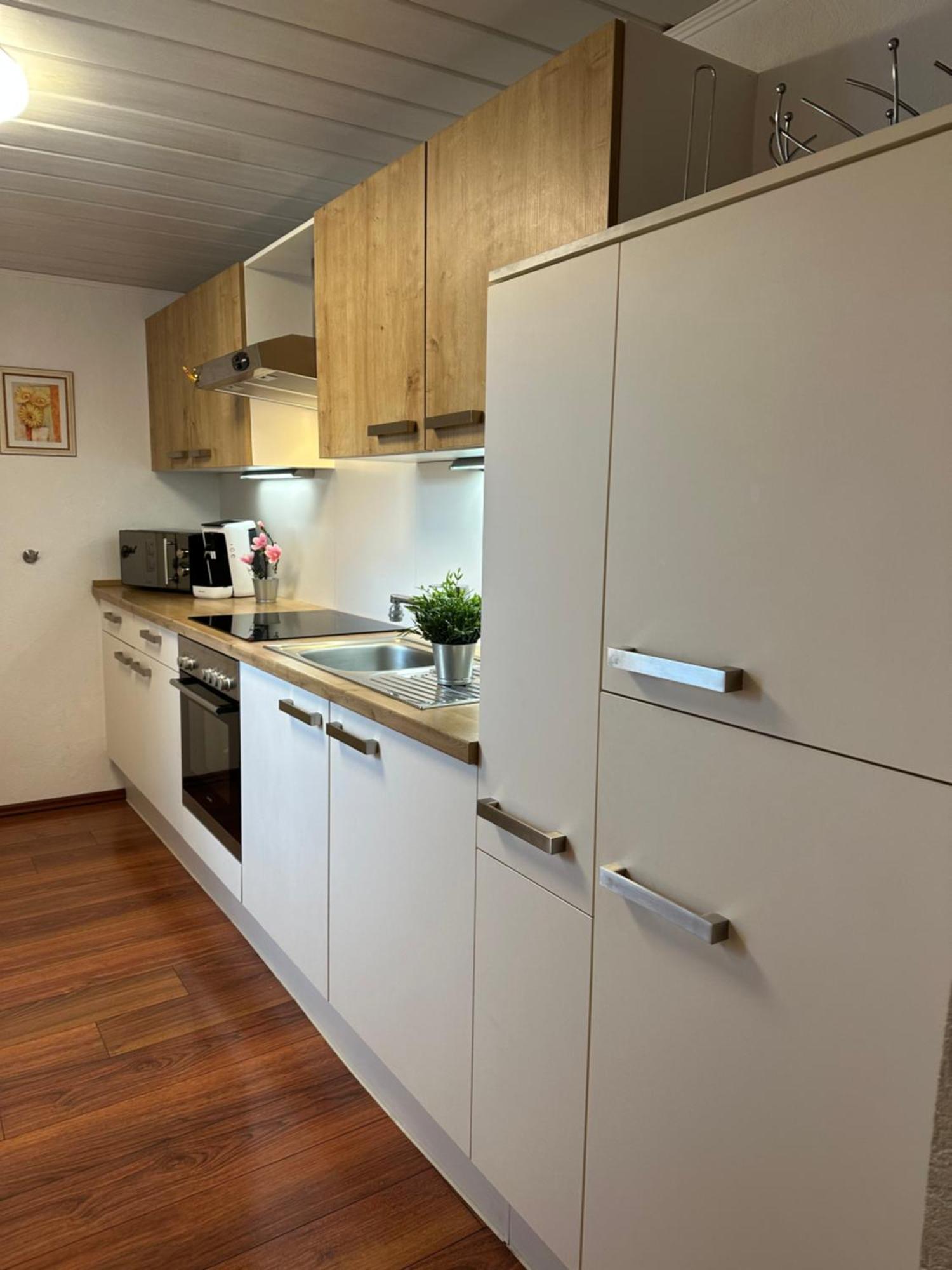 T&T Ferienwohnung Rheinbrohl Extérieur photo
