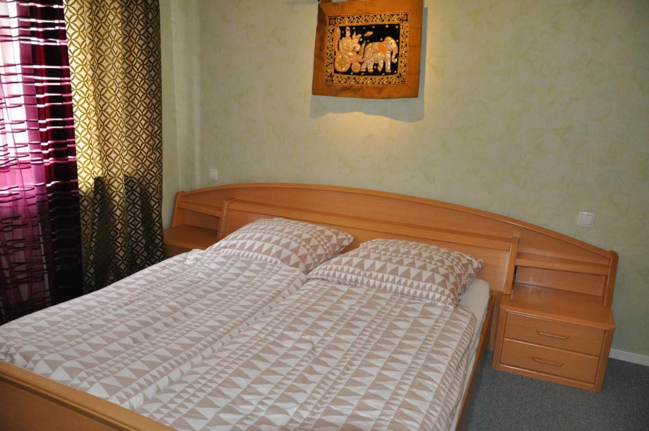 T&T Ferienwohnung Rheinbrohl Extérieur photo
